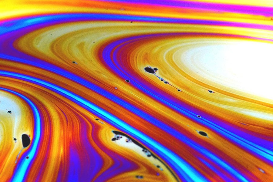 Close up photo of the iridescent patterns