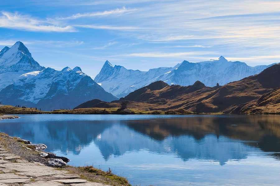 Lago e montagna Bachalpsee