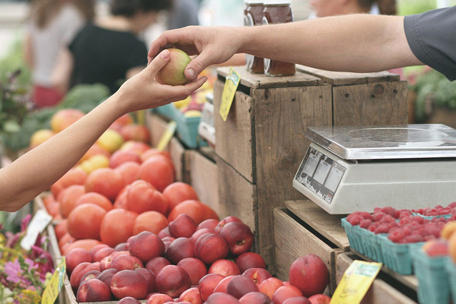 Mercato aziendale dei coltivatori di mele