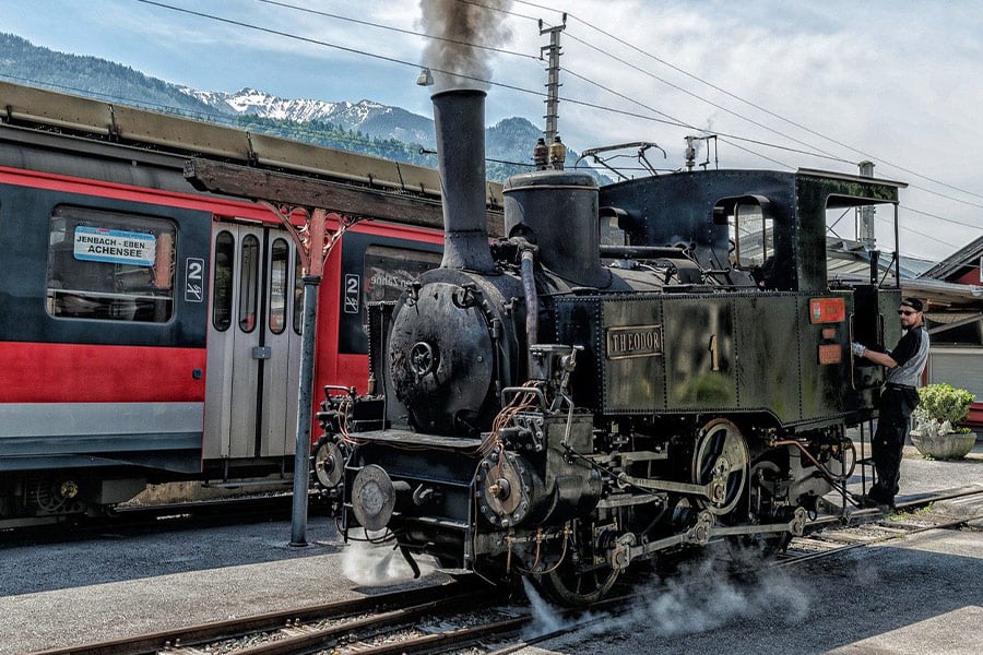 Locomotiva a vapore nostalgia storica