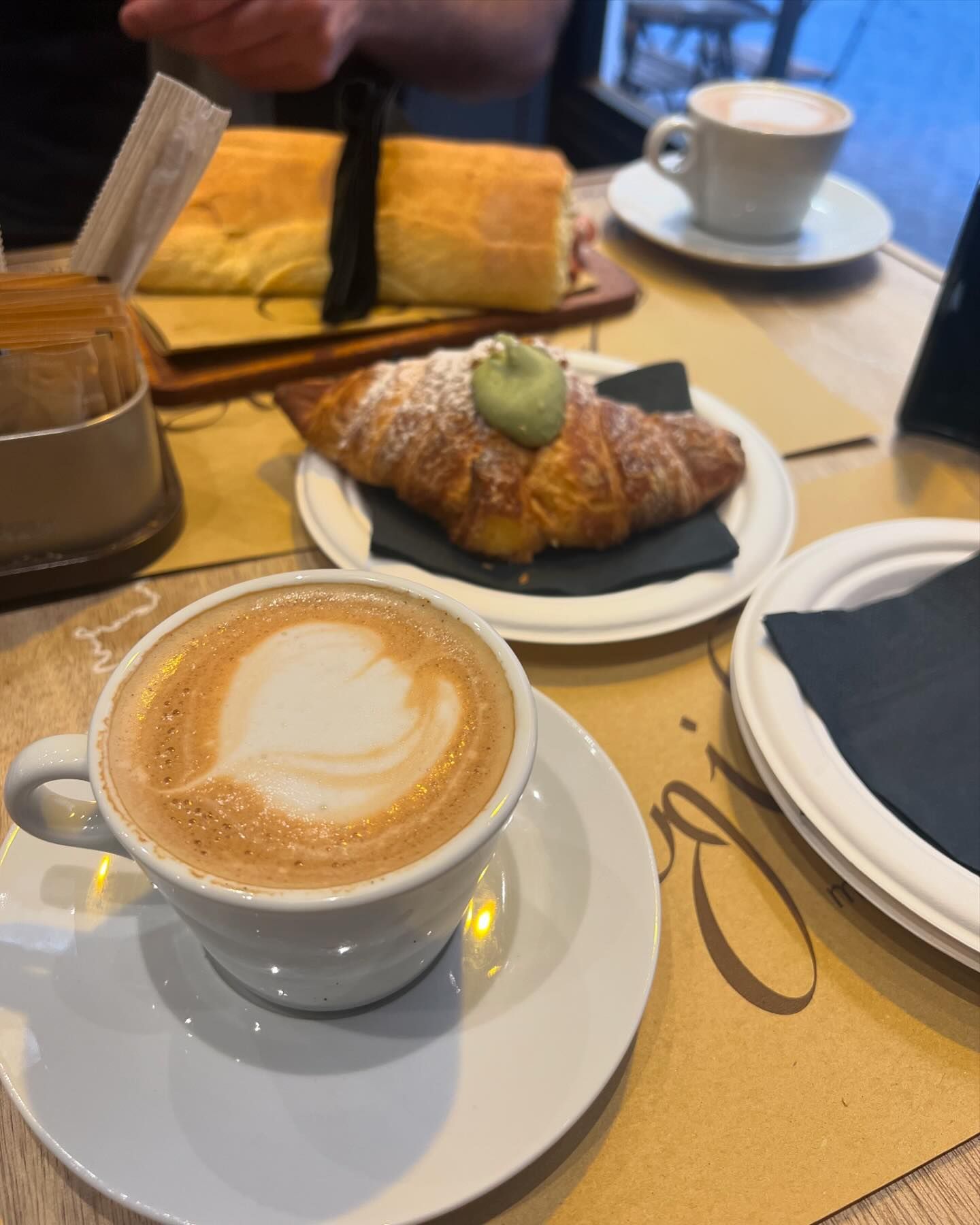 Caffè e croissant