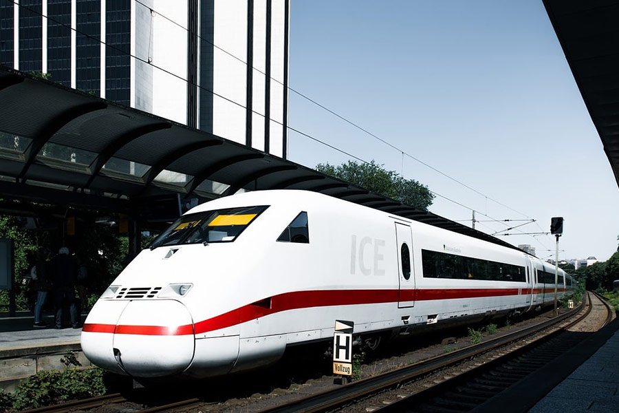 Treno espresso intercity