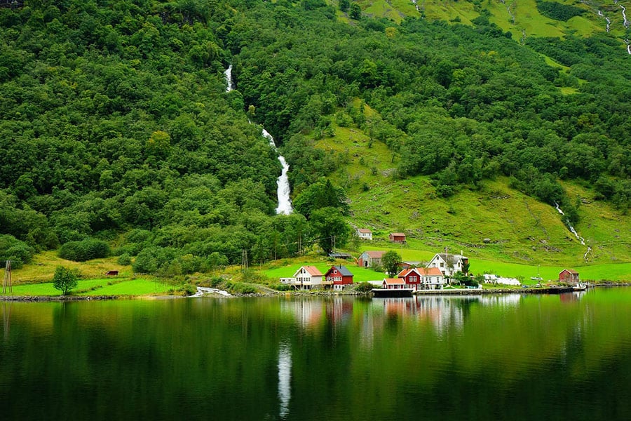 Norvegia fiordo Songne