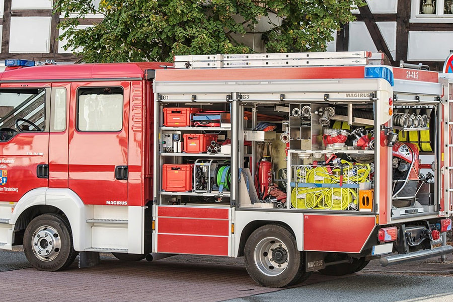 Vigili del fuoco dei camion