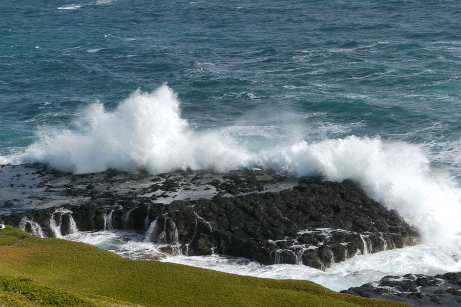 Trituradora de olas gigantesca