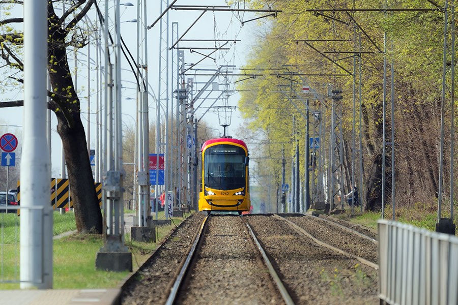 Tranvía Hyundai Rotem Varsovia Polonia