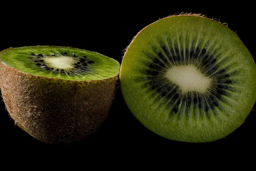 kiwi de un verde vibrante
