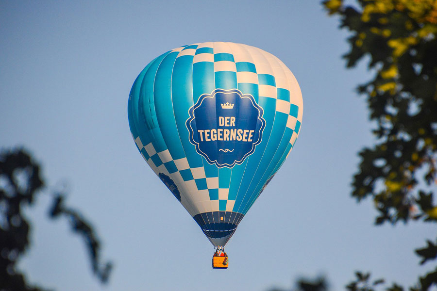 Imagen de globo aerostático que forma parte del Tegernseer Tal Montgolfiade.