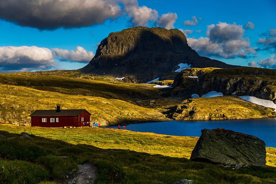Cabaña o casa de campo en la montaña en Noruega