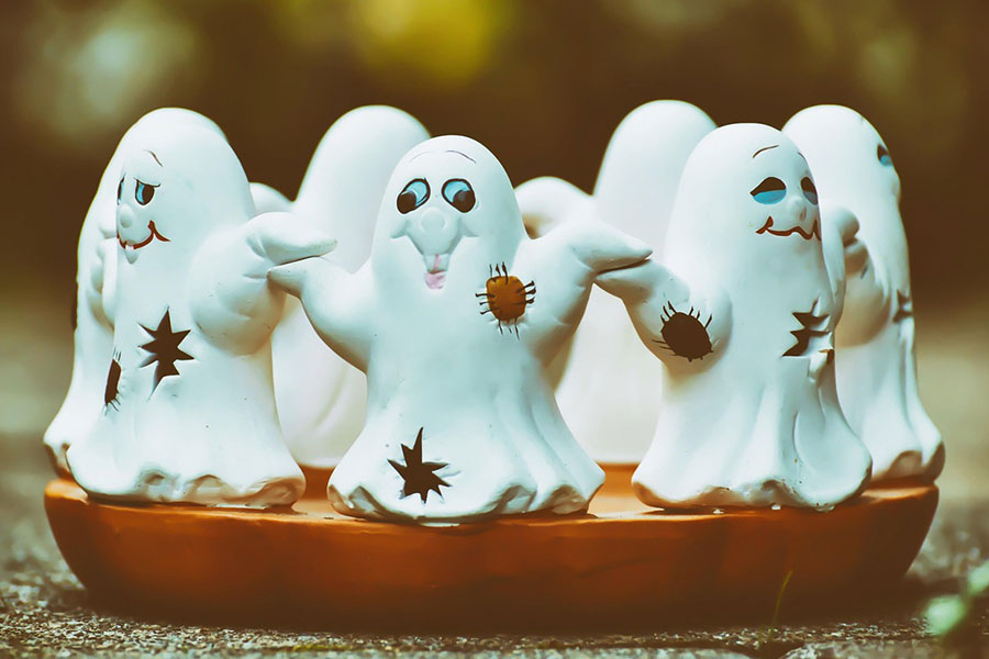 Bunch of ghosts halloween figures