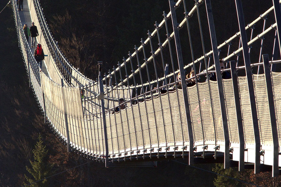 Suspension bridge contruction bridge