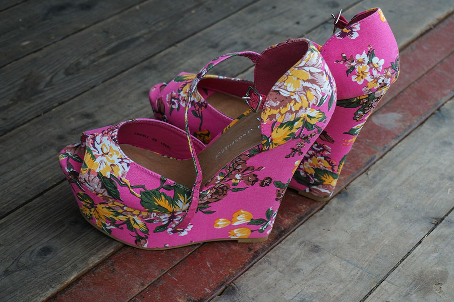 Multicoloured floral sandal