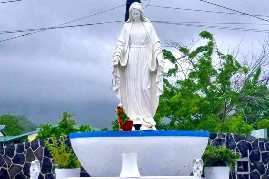 Mother mary statue