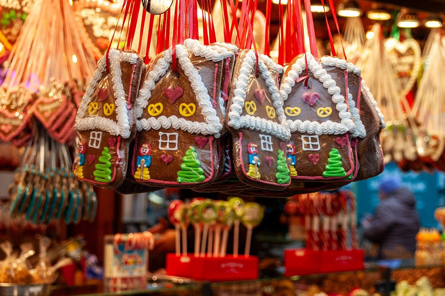 Gingerbread christmas advent