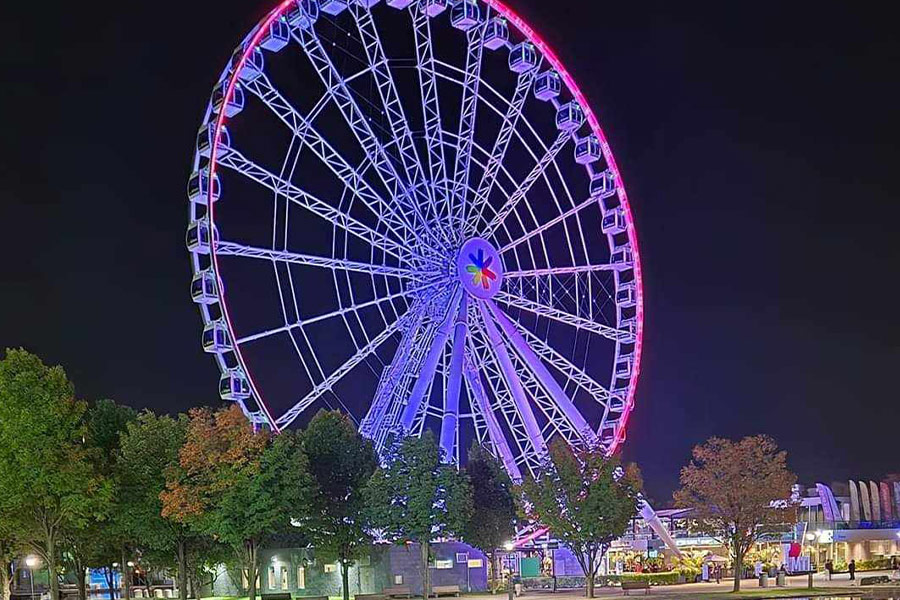 Purple light sky wheel evening