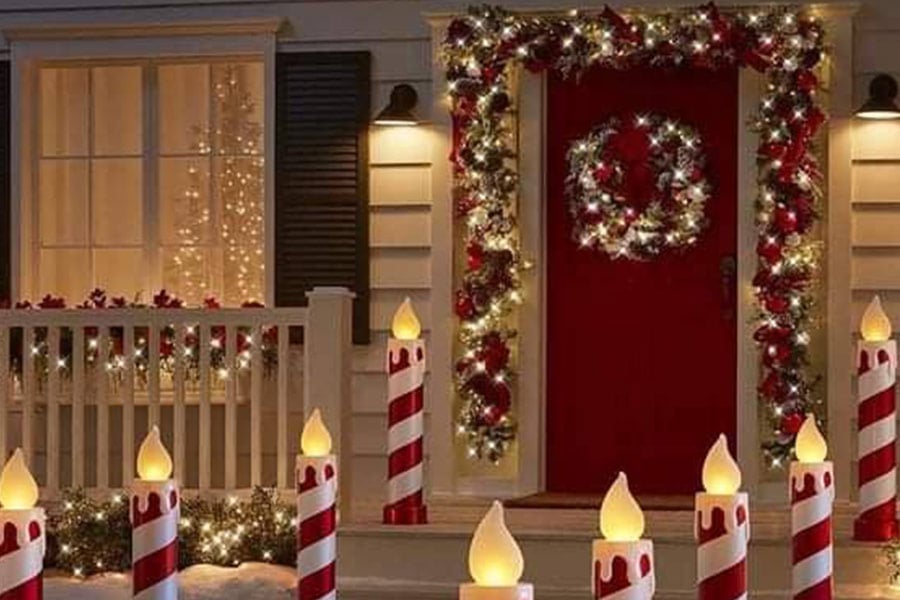 Flickering candy mold stripe candle