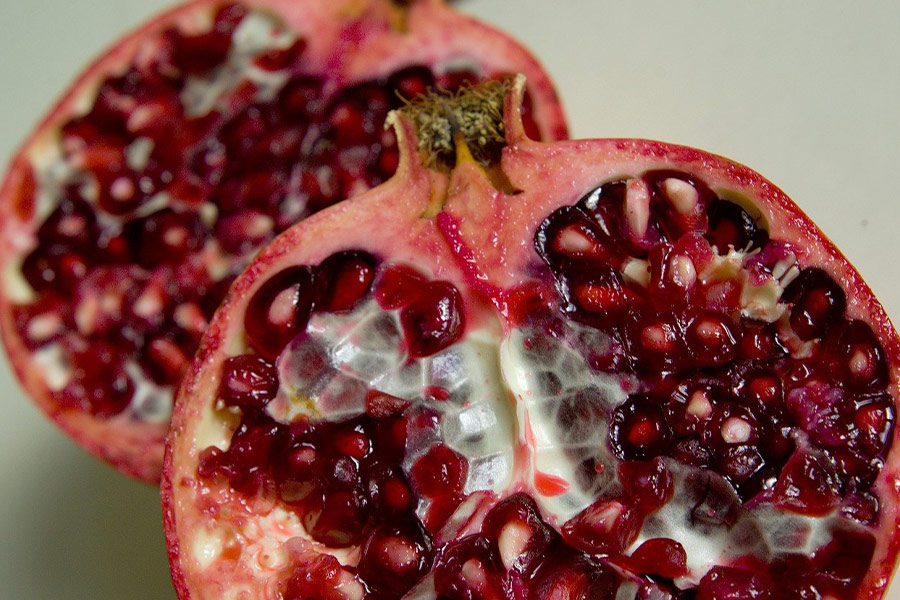 Granatapfelfrüchte Samen