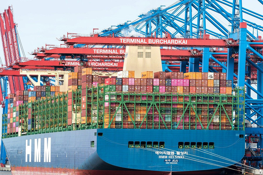 Hmm, Helsinki Containerschiffe