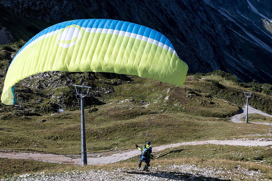 Drachensteigen Alpen